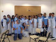  بالصور: طلاب الصف الحادي عشر في مدرسة اجيال يقومون بحملة تنظيف ودهان داخل الصفوف